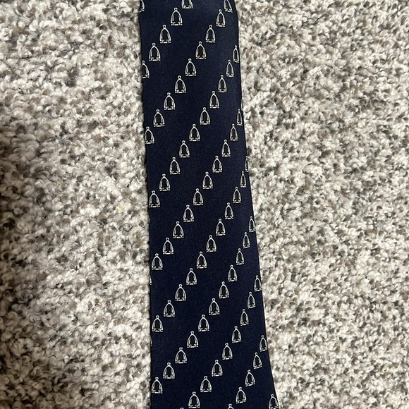 Authentic Gucci Tie - Picture 6 of 8